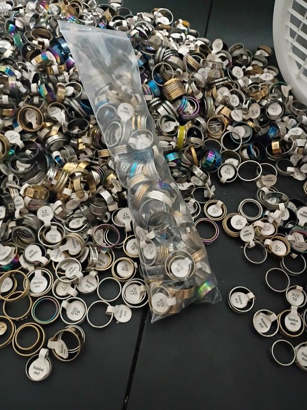100 + Per Bag Of Stainless Steel Unisex Rings Mixed Sizes