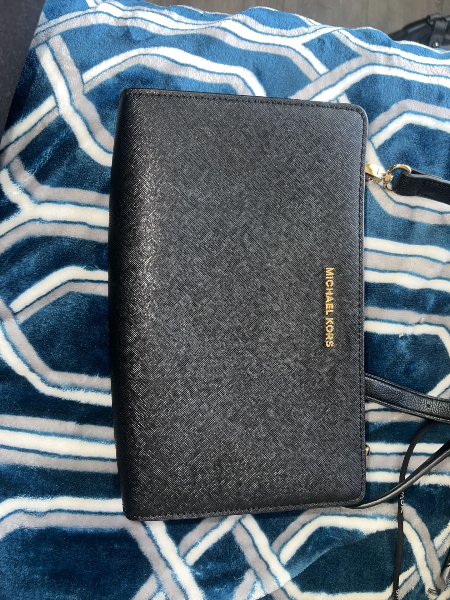 Michael Kors CrossBody/Clutch NWOT