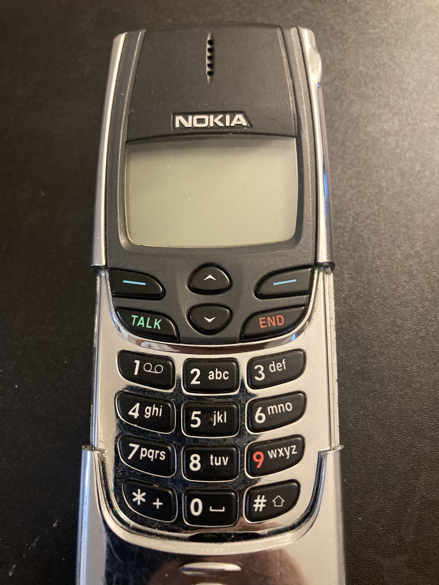 Nokia 8810