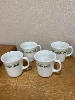 Vintage Set of 4 Corning “Holly Days” Milk Glass Christmas Mugs
