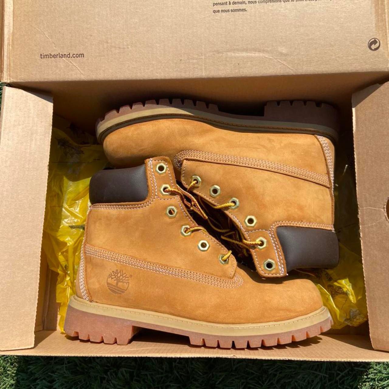 Timberlands🔥 size 3.5 in Kids for $60‼️‼️