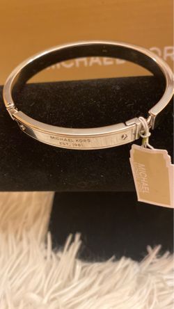 Michael Kors Silver Bangle/Bracelet