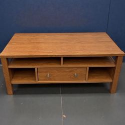 Like new Coffee Table / wooden TV entertainment center media console . 21 1/2 deep x 48W x 20 H 