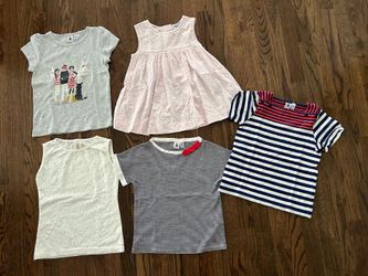 Darling girls summer tops clothing bundle size 7/8. Located in South Jordan near 11200 s and 1300 west. cash/Venmo. Fcfs or hold with Venmo