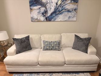 Cream/Off-White 3-Seat Sofa