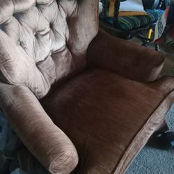 Free Vintage Medium Size Chair