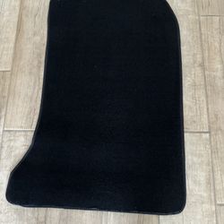 Brand New Mercedes GLA 250 Floor Mats 