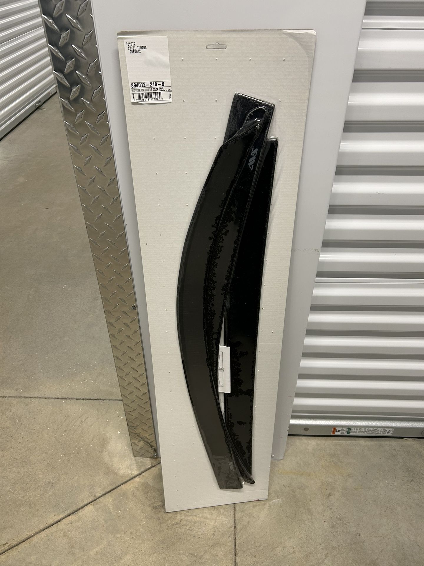 Tundra 17-21 Window Visor (Low Profile)