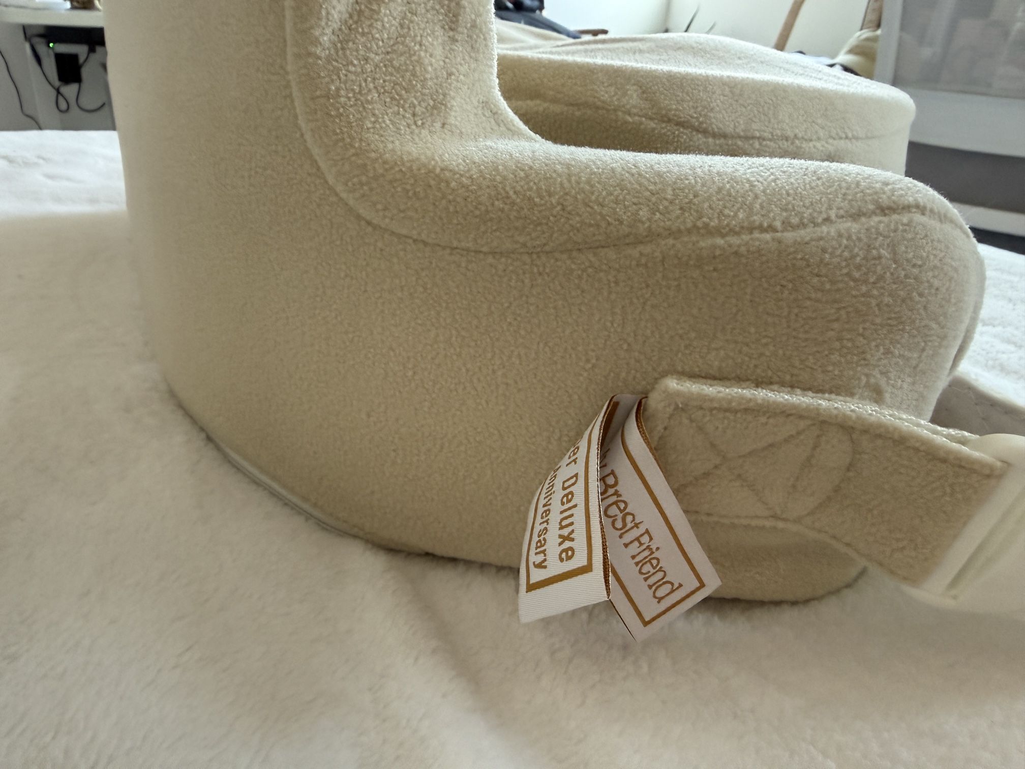 My Breastfriend Breastfeeding Pillow (Never used)