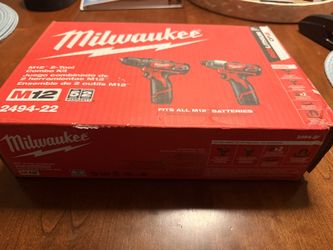 Milwaukee Impact  And Drill Driver With 2 Battery And Charger