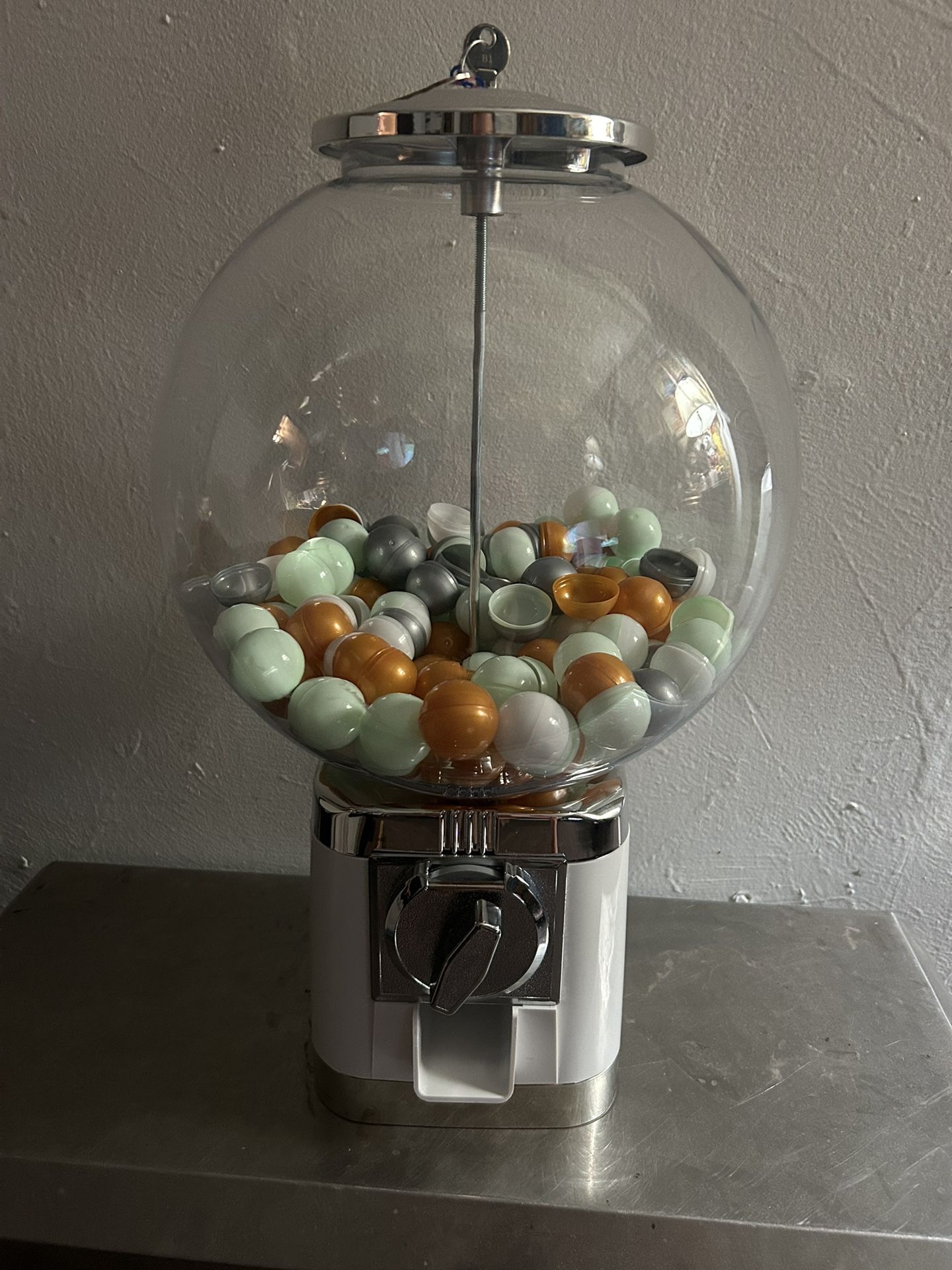 Gachapon Twist Gameplay