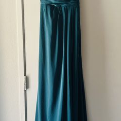 Emerald Green Formal Dress. Size S/M