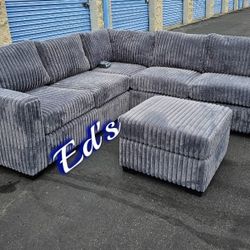 BRAND NEW 4PC SECTIONAL SOFA SET WITH OTTOMAN AND ACCENT PILLOWS INCLUDED $579