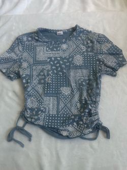 Angel Energy blue & white bandana print tie front tie top