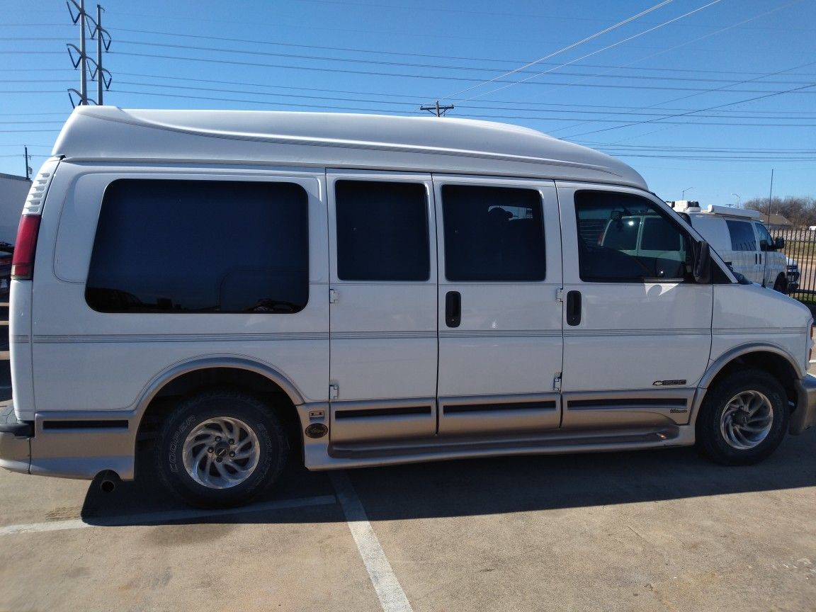 2002 Chevy express. Van