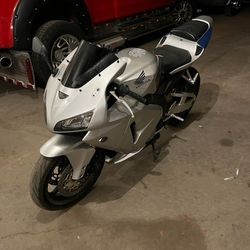 2005 Honda Cbr600rr