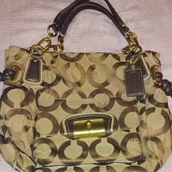 Coach Purse Used But In Good Condition Almost New$80