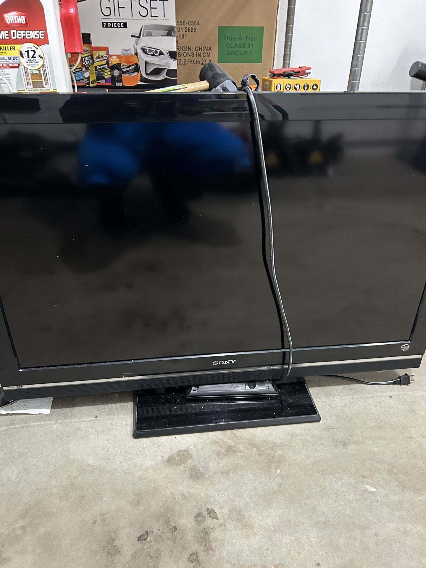 TV