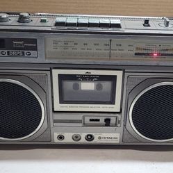 Hitachi FM/FM Stereo Cassette Recorder TRK-8020H - AS IS! (Radio works, Cassette Doesn't)