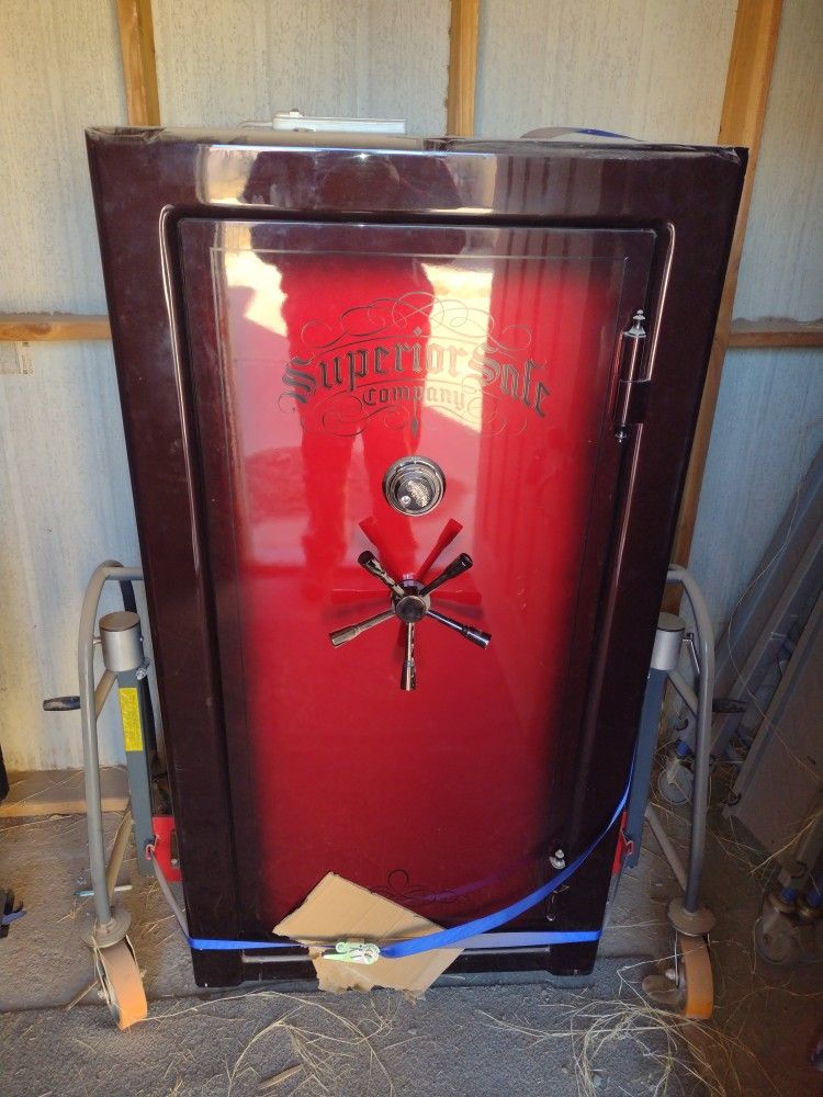Superior Safe - Master 25