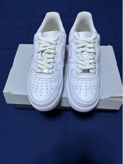 Nike Air Force 1 Low ‘07 Triple White  Size 8