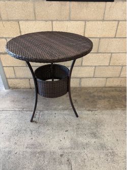 Table/patio table/Table/patio table/