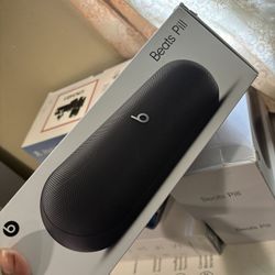 Beats Pill