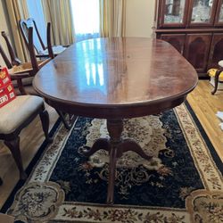 Havertys  Dinning Set