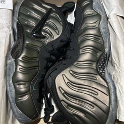 Brand New Pine Green Foamposite