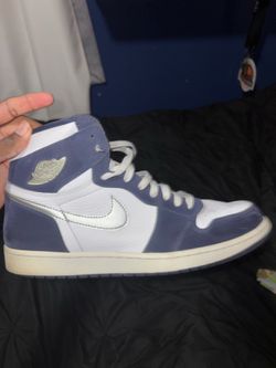 Jordan 1s midnight blue color way