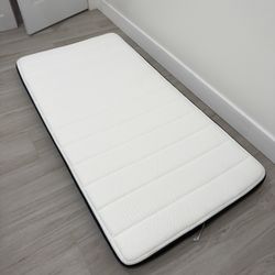 Personal Mattress. Completely New. Never Use. Memory Foam. 3-1/2”.
