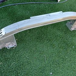 2016 - 2021 HONDA CIVIC FRONT REINFORCEMENT BAR IMPACT REBAR USED OEM.  NC53