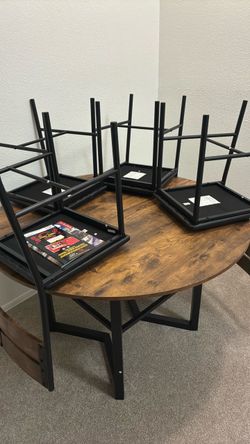 Round Wood and Metal Dining Table with 4 Chairs