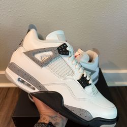 Jordan 4 White Cement 