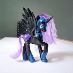 My Little Pony G4 Nightmare Moon Figure Collector Series 2011 Figurine Toy MLP. 5"