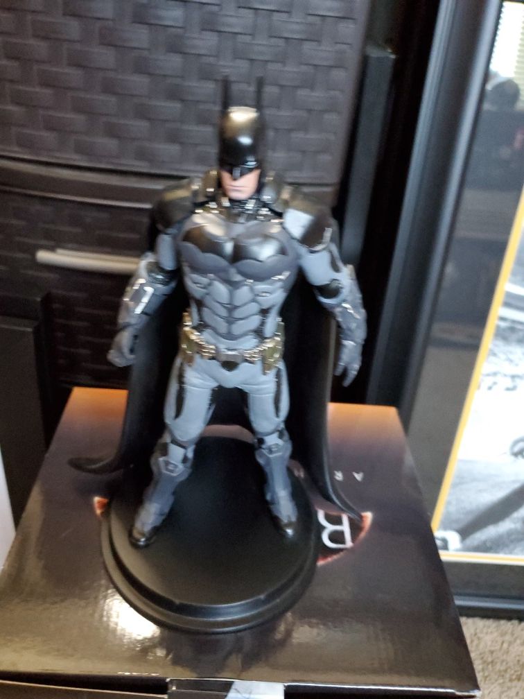 Batman Collectible Statue