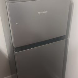 hisense fridge 