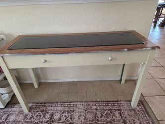Livingroom table