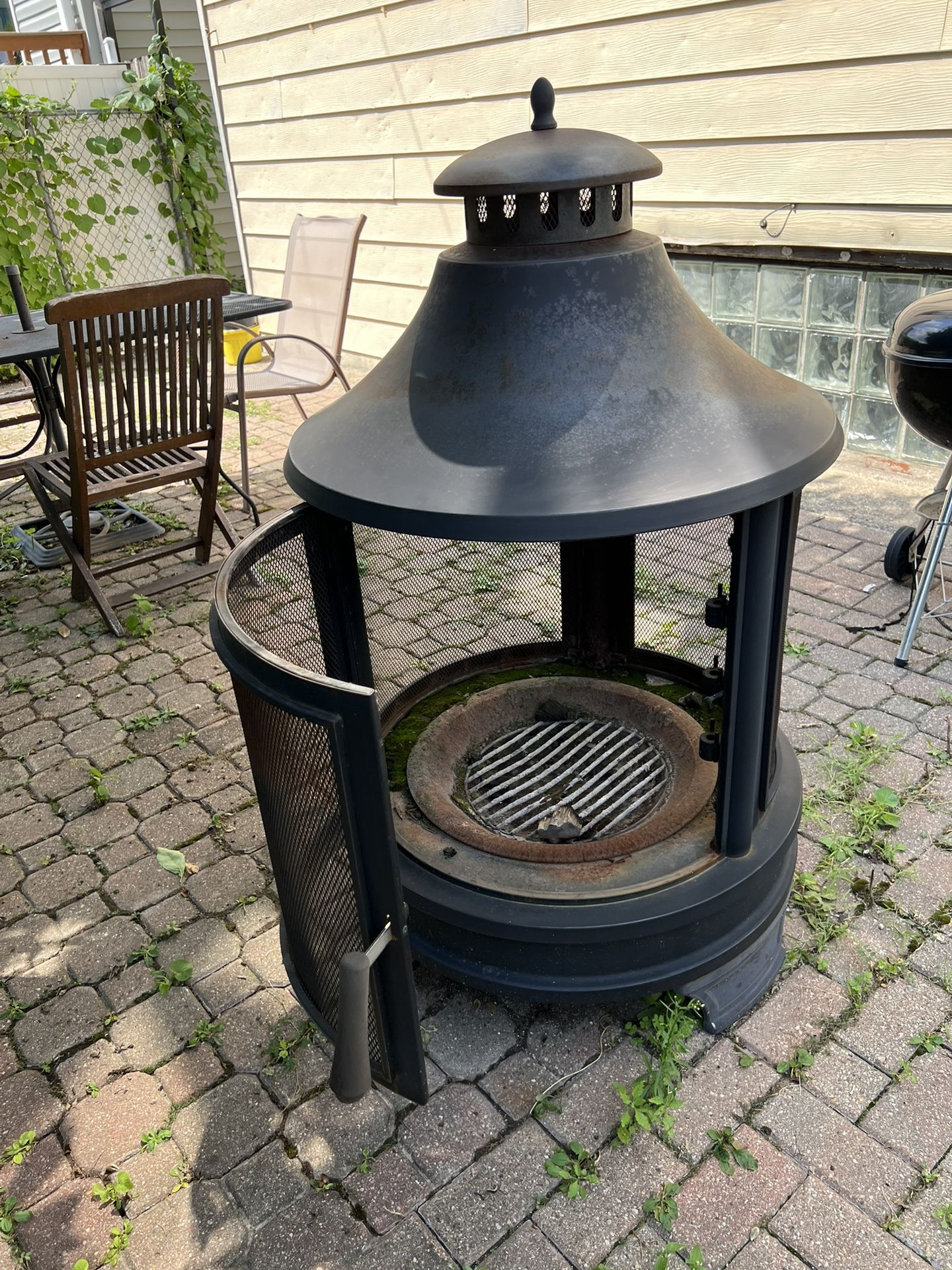 Used Fire pit