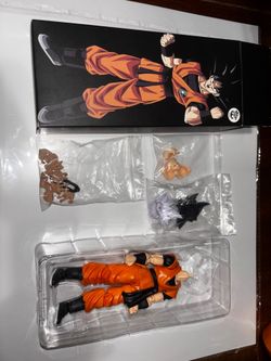 Kong studios capsule corp Goku