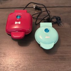 Mini Waffle  Dog Treat Makers 4.00 Both