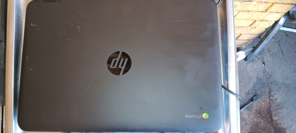 ChromeBook With Web Cam