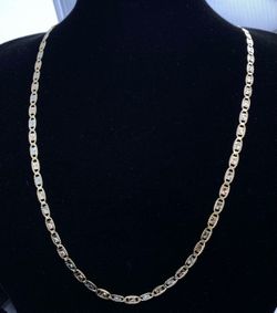 $2200 Three Tone Yellow White and Rose Gold Valentino Chain Necklace