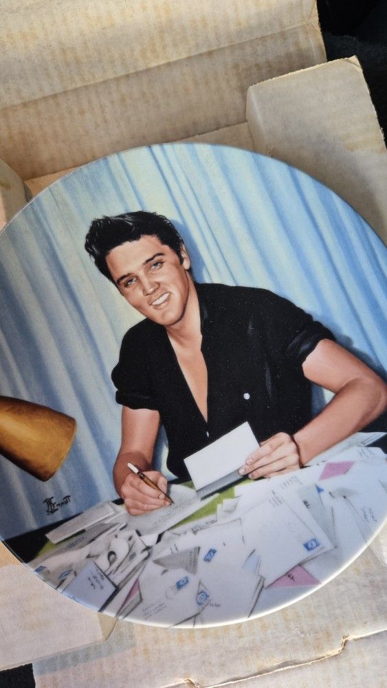 Elvis Presley Plates