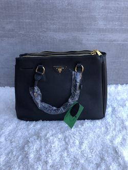 SAFFIANO SATCHEL