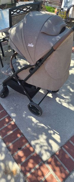 JOIE STROLLER