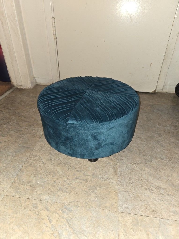 Cute Teal Footrest/ottoman