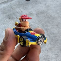  Dee Dee Kong Racing Hot Wheels Toy 