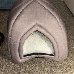 Small Cat House 