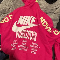 nike world tour hoodie move your sole